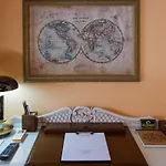 Sali Chelidonaki boutique suite