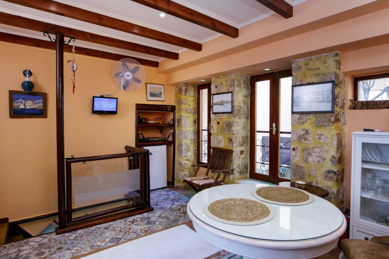 Sali Chelidonaki Boutique La Canée